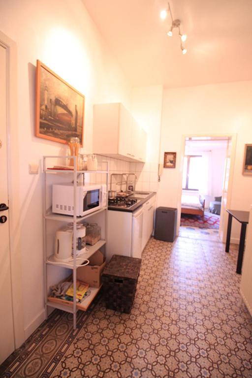 Cozy Near Nato